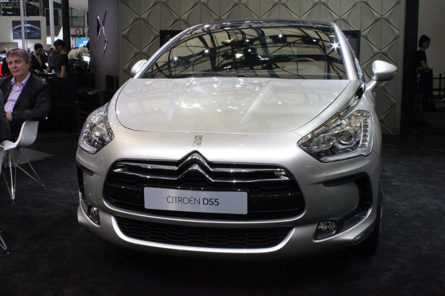  Citroen DS5 2012 года  (фото 98 из 182)